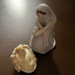 Lenox Mary and baby Jesus Nativity